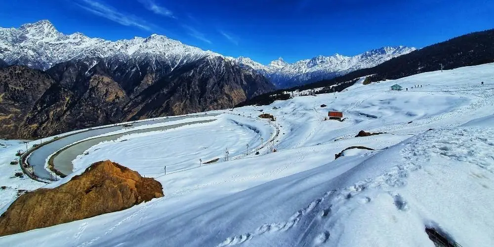 Auli Artificial Lake