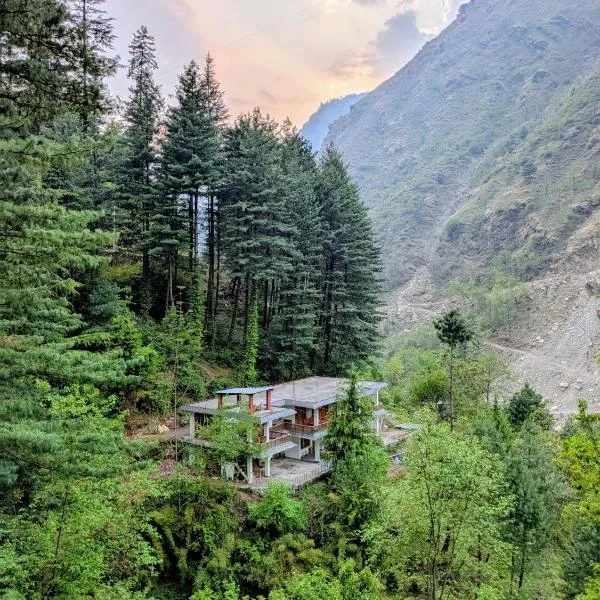 Work-Friendly Stays