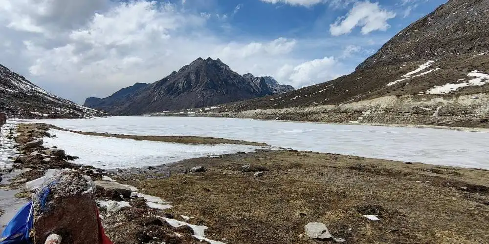 Sela Lake
