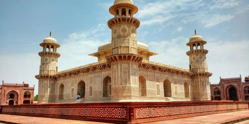 Itimad Ud Daula