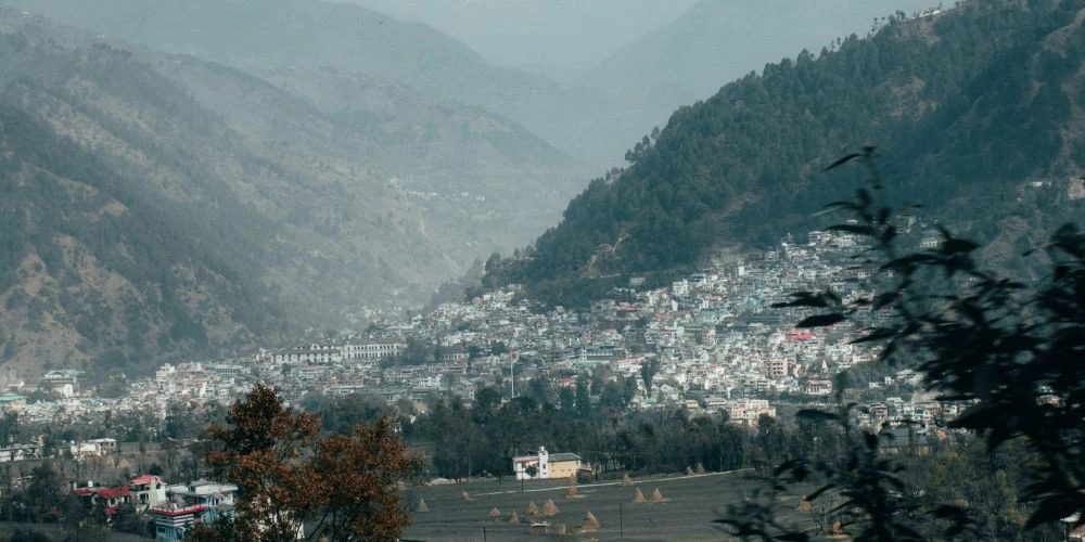 चंबा: रावी किनारे बसी हिमाचल की शाश्वत सांस्कृतिक नगरी