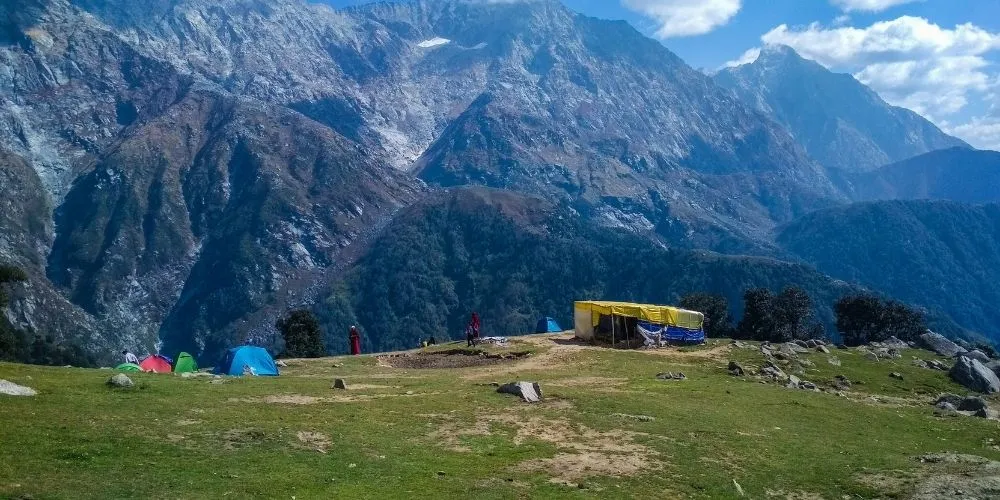 Triund Trek: The Complete Guide to Himachal Pradesh’s Most Popular Beginner Trek