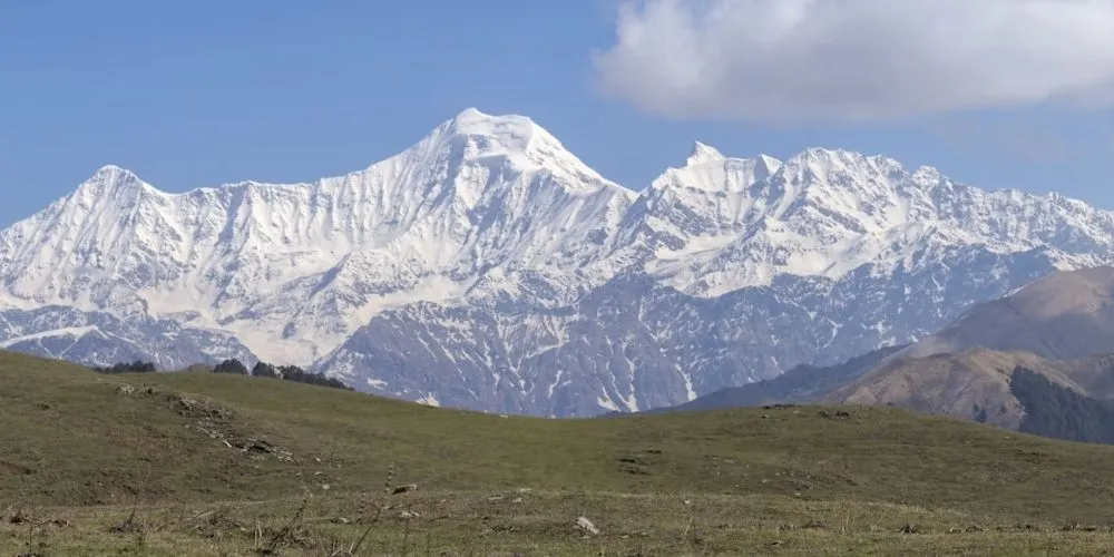 Dayara Bugyal Trek
